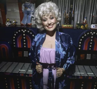 Dolly Parton, music star, actor and beloved figure who spanned generations, dies at 80